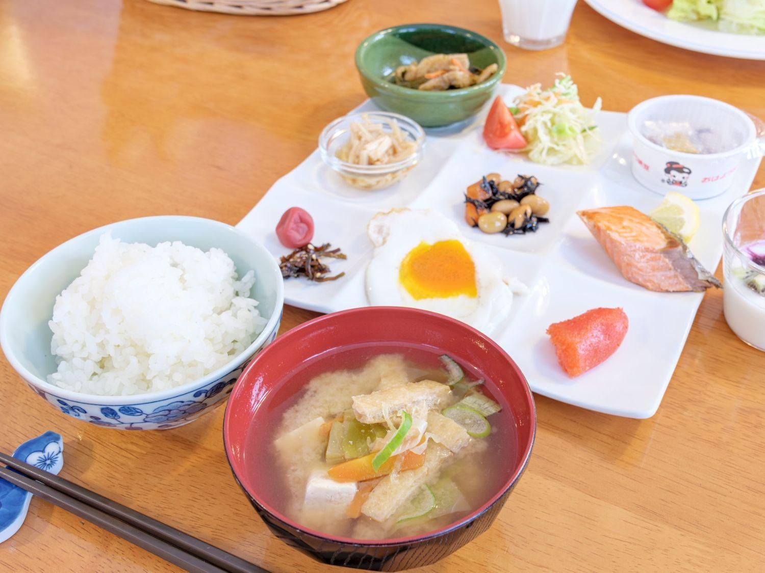 向日葵膳宿旅馆 Iizuna 外观 照片